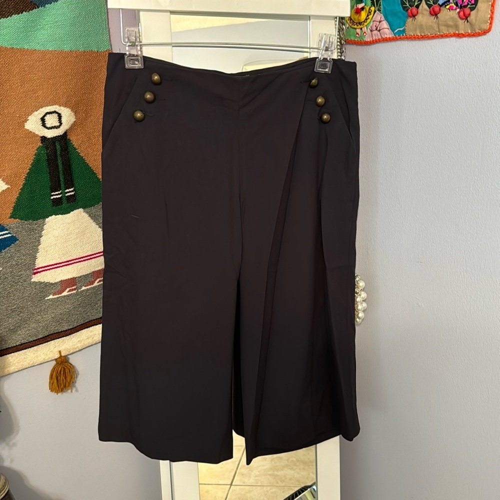 Banana republic, navy blue , cropped sailor pants, size 10